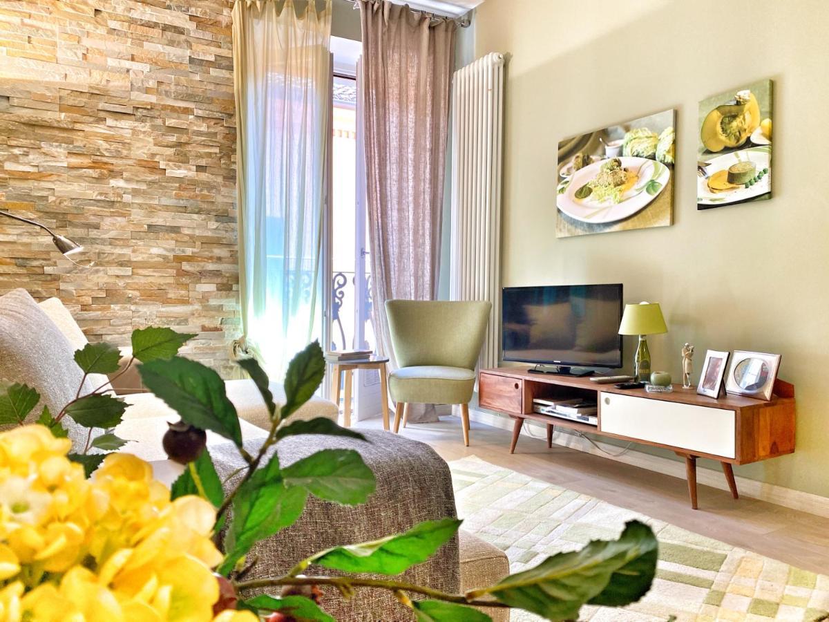 Street View Apartment